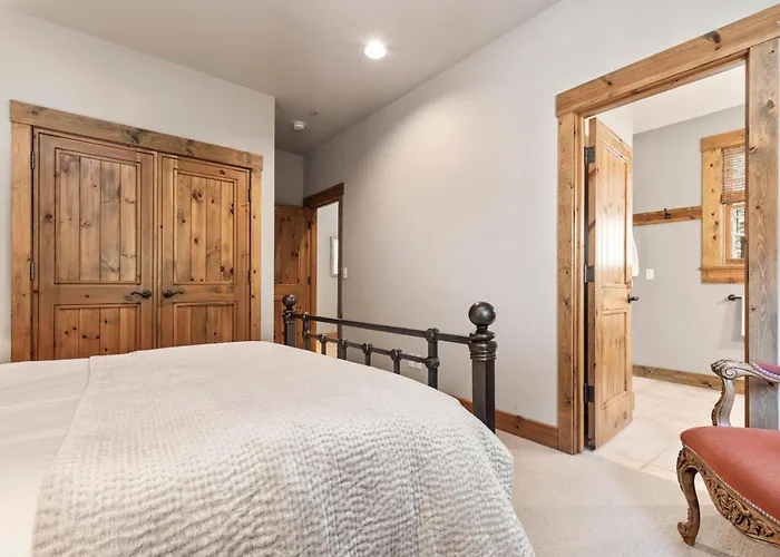 Abode At Granite Ridge Holiday home *